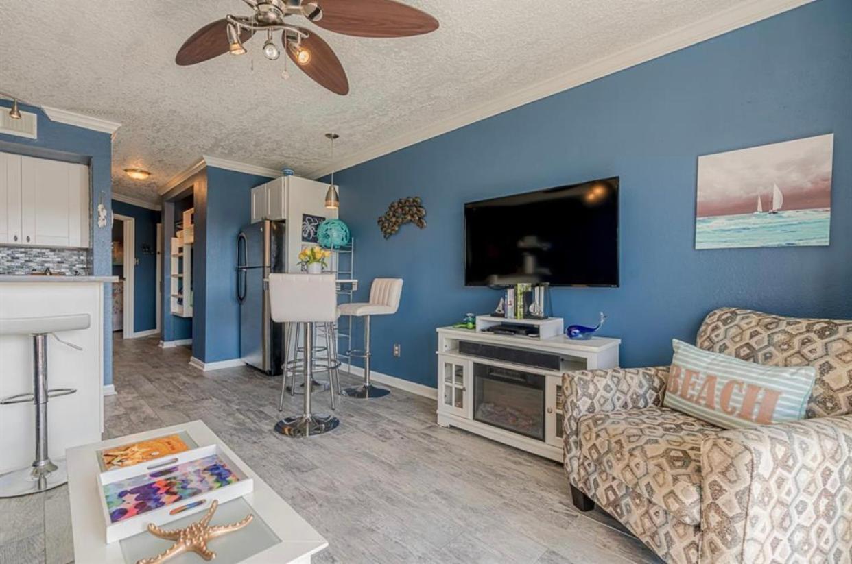 Beach Escape - Top Floor Ocean Views - Heated Pool - Seawall Blvd Galveston Exterior photo