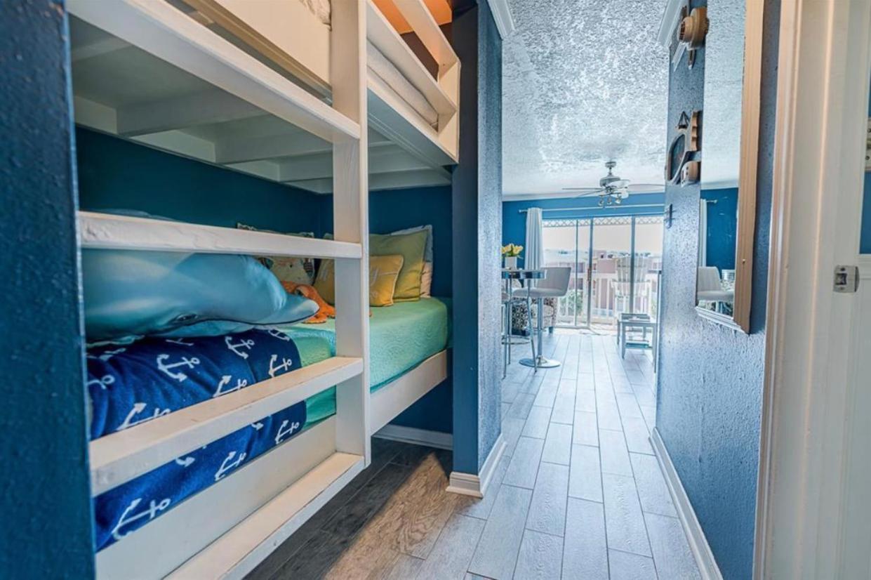 Beach Escape - Top Floor Ocean Views - Heated Pool - Seawall Blvd Galveston Exterior photo