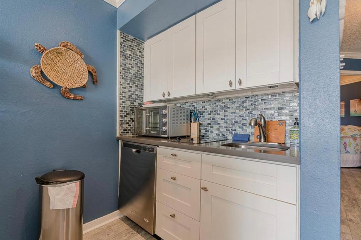 Beach Escape - Top Floor Ocean Views - Heated Pool - Seawall Blvd Galveston Exterior photo
