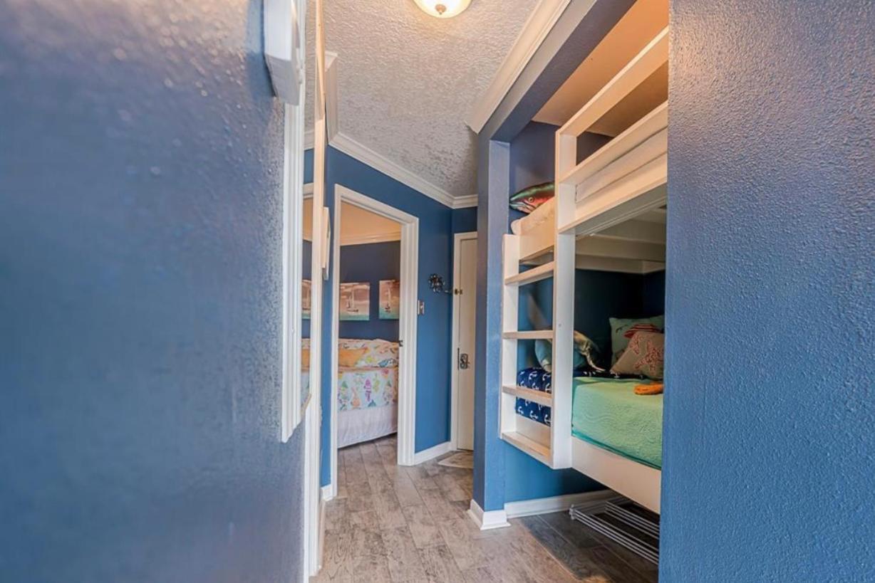 Beach Escape - Top Floor Ocean Views - Heated Pool - Seawall Blvd Galveston Exterior photo